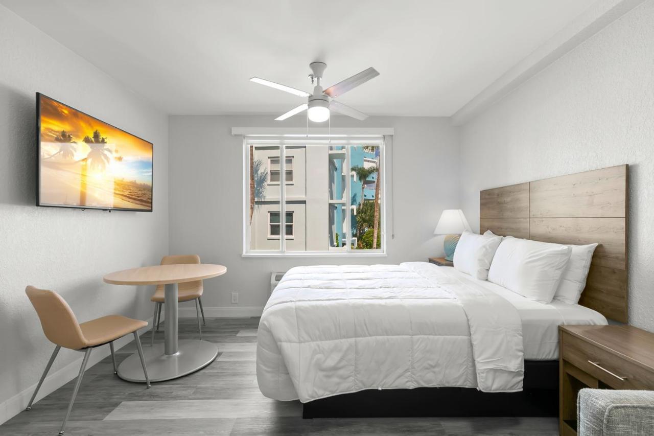 Grand Shores West Редингтон-Шорс Экстерьер фото