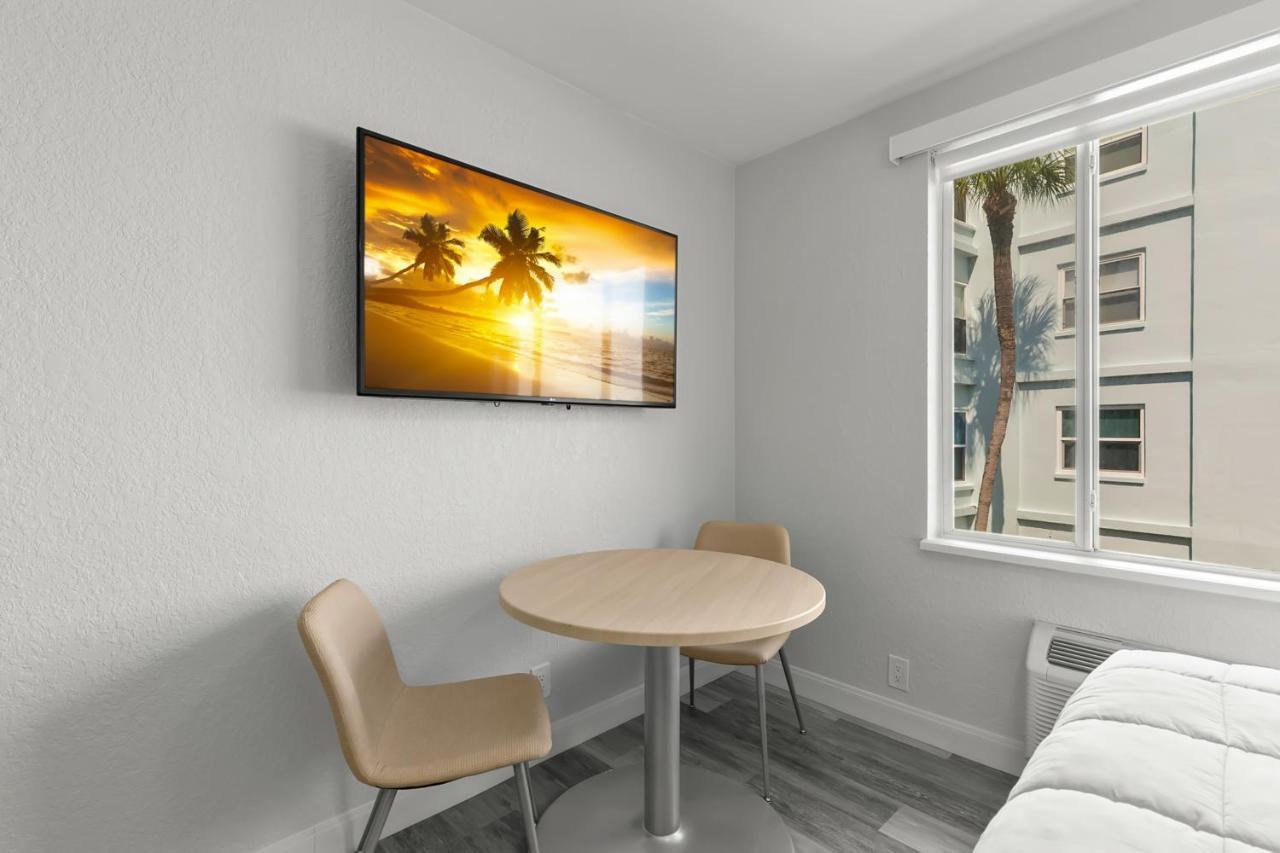Grand Shores West Редингтон-Шорс Экстерьер фото